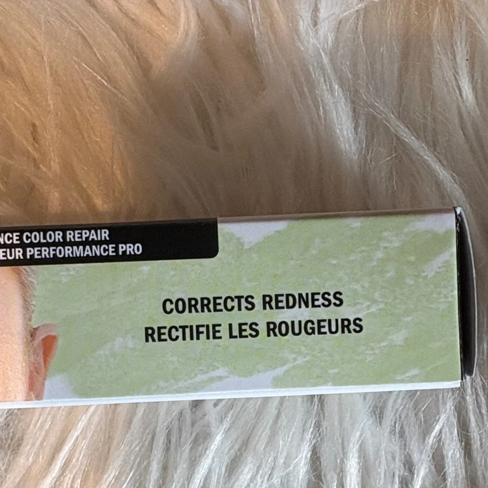 Color Correcting Crayon - Black